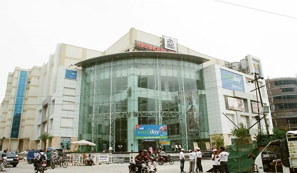 Featured Image of Mahagun Metro Mall
